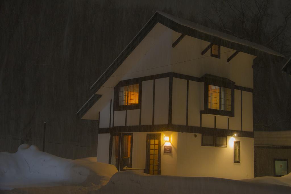 Zen Chalets Χακούμπα Εξωτερικό φωτογραφία